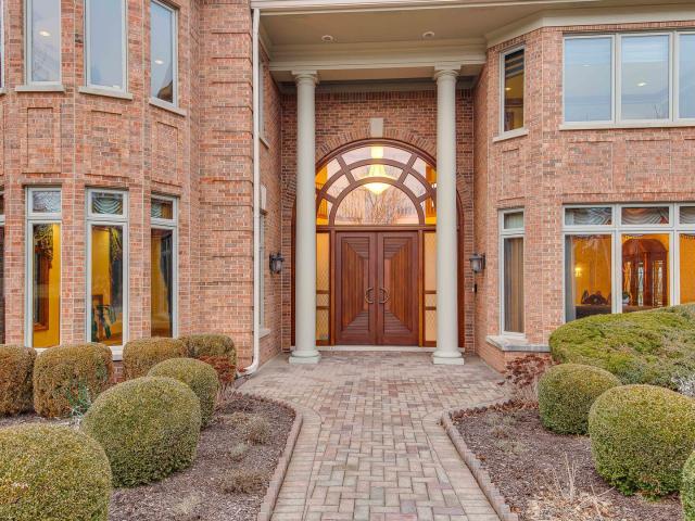 Property for sale in Gurnee, Illinois