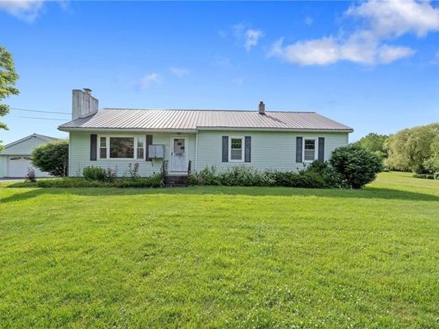 House for sale in Central Square, New York