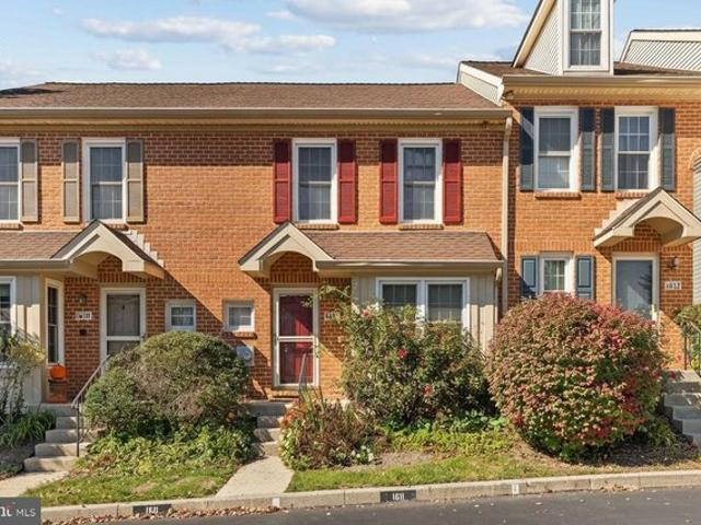 Townhouse for sale in Phoenixville, Chester County