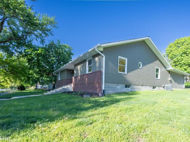 House for sale in Hamburg, Iowa