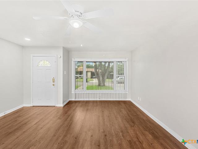 House for sale in Temple Bar Marina, Texas