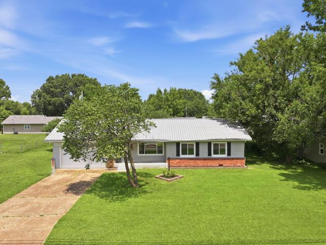 House for sale in Bolivar, Missouri