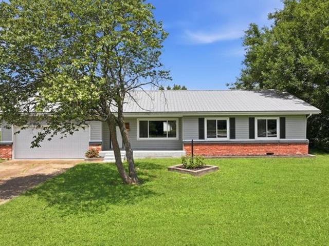House for sale in Bolivar, Missouri