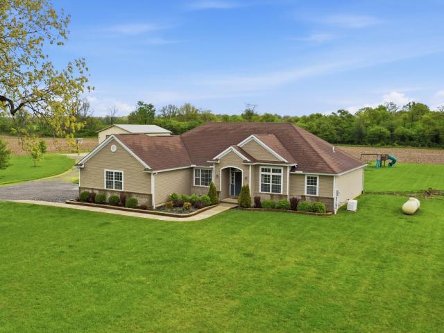 House for sale in Waynesfield, Ohio
