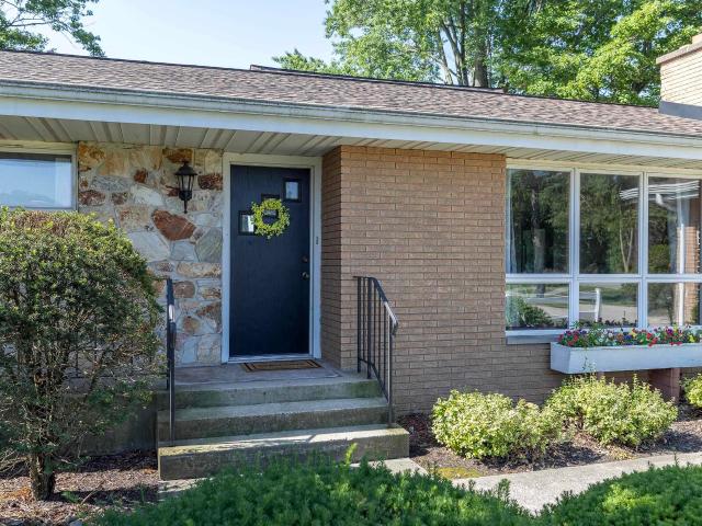 House for sale in Mishawaka, Indiana