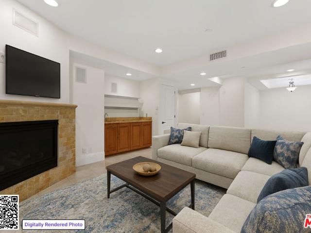 Condo for sale in Canoga Park, California