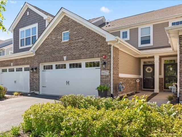 Townhouse for sale in Lockport, Illinois