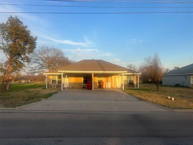 House for sale in Fannin, Texas