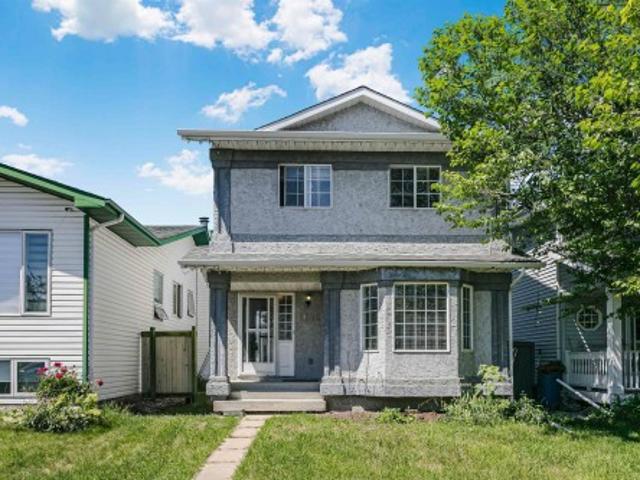 House for sale in Wedgewood, Alberta