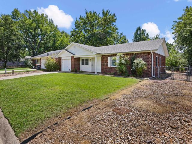 House for sale in Ark