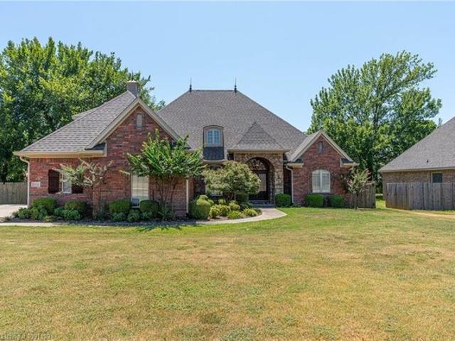 House for sale in Ark