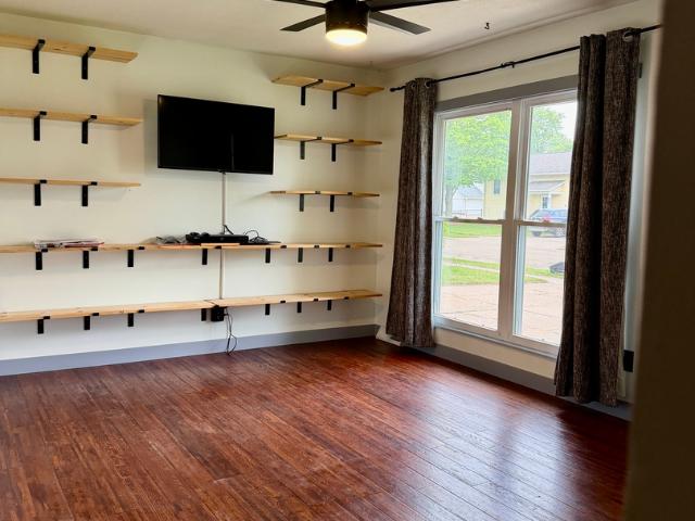 House for sale in Camanche, Iowa