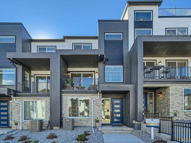 Townhouse for sale in Broomfield, Colorado