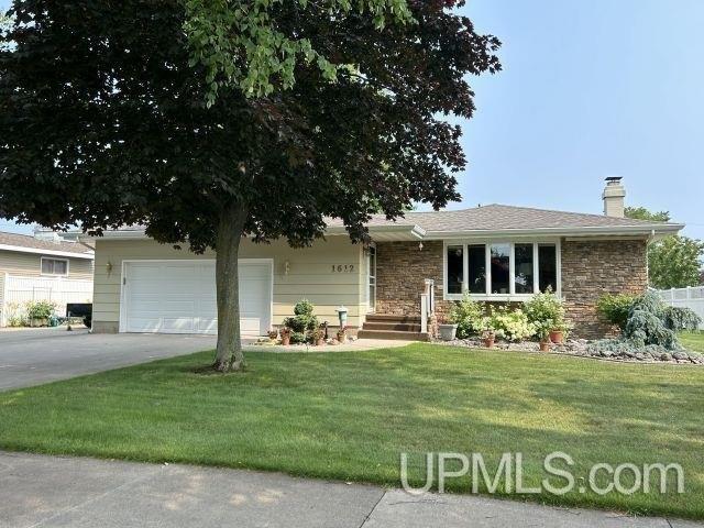 House for sale in Escanaba, Michigan