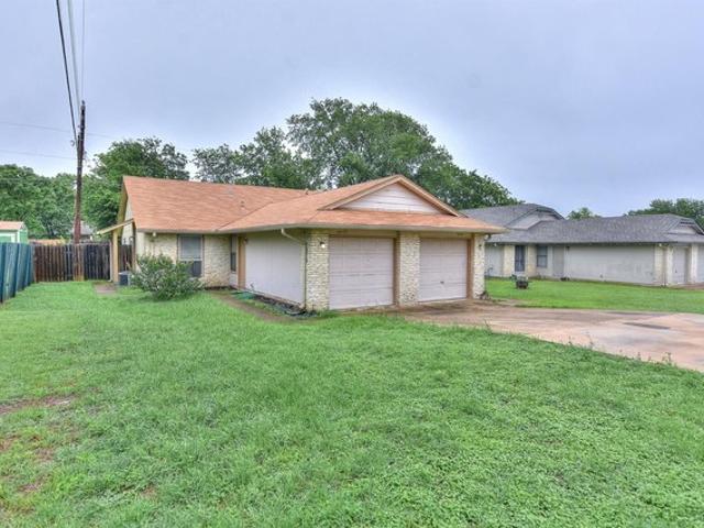 Townhouse for sale in Pflugerville, Texas