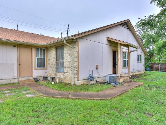 Townhouse for sale in Pflugerville, Texas