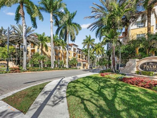 Condo for sale in Weston, Florida