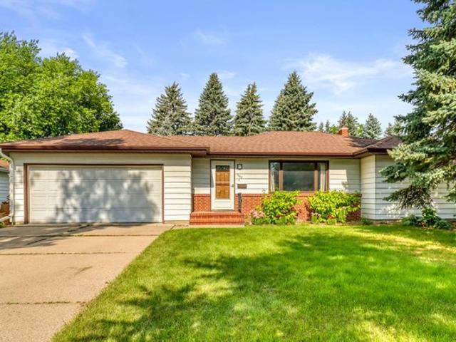 House for sale in Moorhead, Minnesota