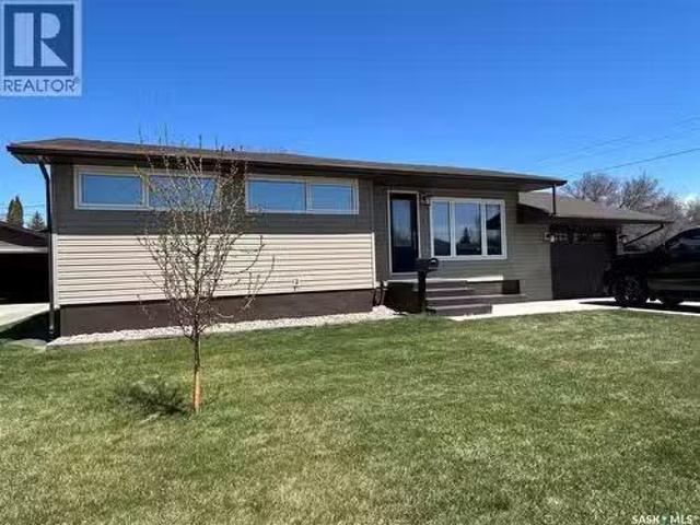 House for sale in Estevan