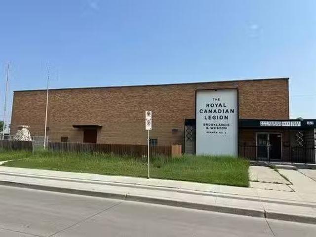 House for sale in East St. Paul, Manitoba