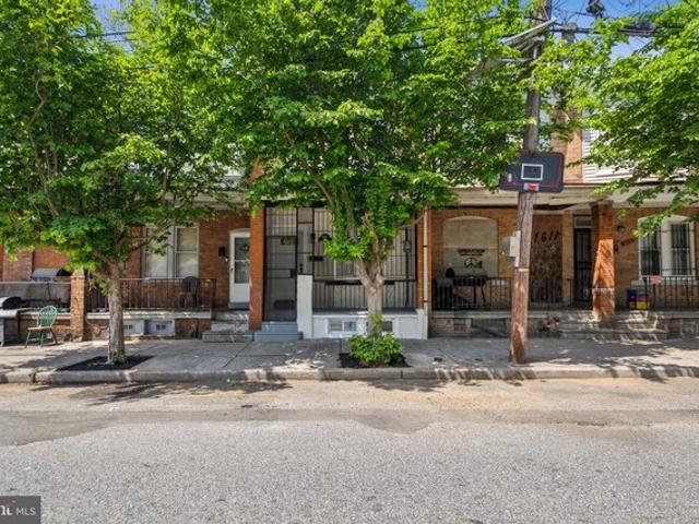 Townhouse for sale in Camden, New Jersey