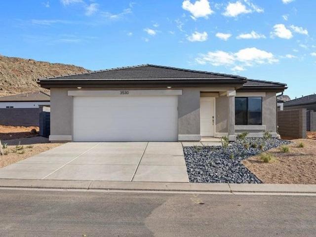 House for sale in Washington, Utah