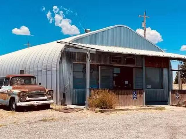 House for sale in Pecos