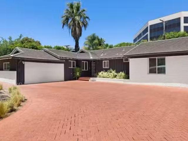 House for rent in North Hollywood, Encino Neighborhood Council District