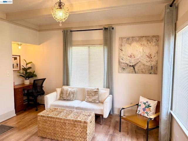 House for sale in Alameda, Alameda County