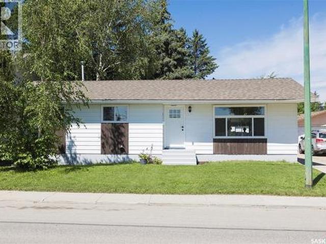 House for sale in Saskatoon, Saskatchewan