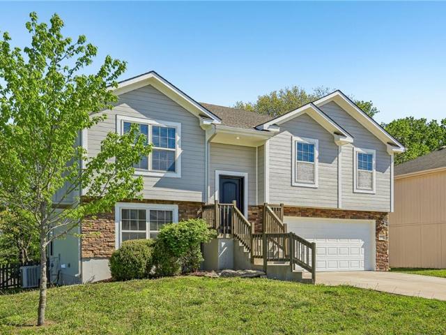 House for sale in Grain Valley, Missouri