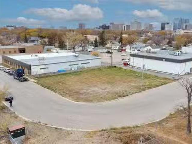 House for sale in Heritage, Regina