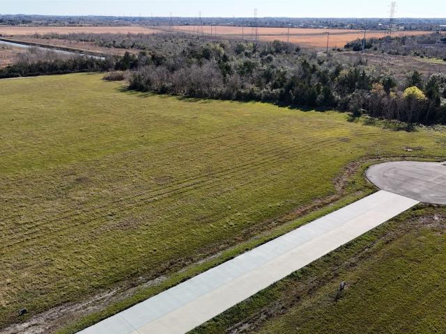 Land for sale in Santa Fe, Texas