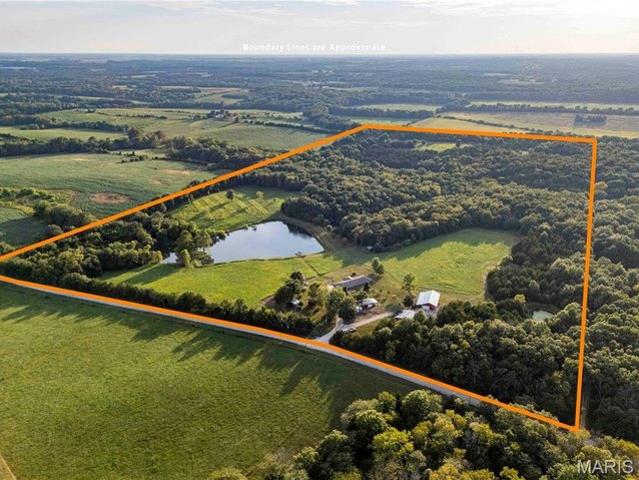 Farm for sale in Paris, Monroe County