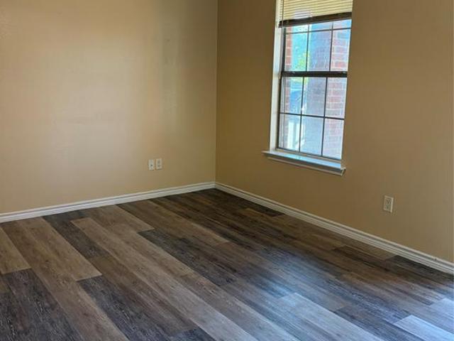 Property for rent in Commerce, Hunt County