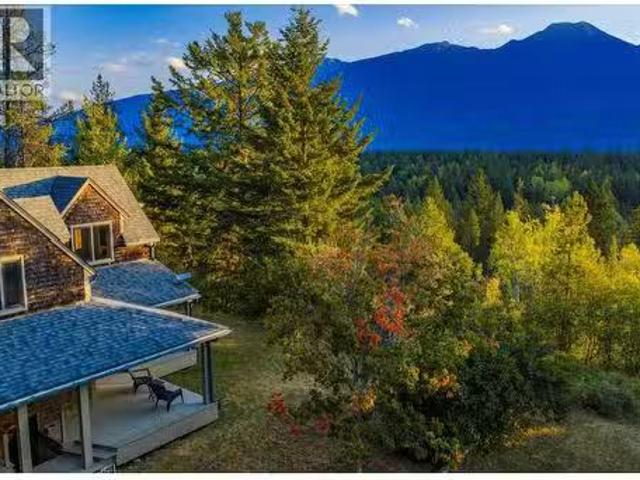 House for sale in Parson, British Columbia