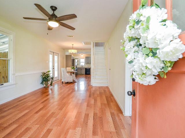 House for sale in Sealy, Austin County