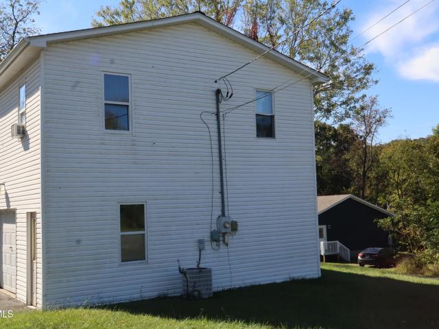 House for sale in Rayon Terrace, Elizabethton