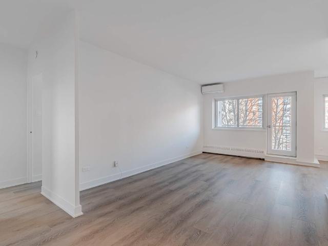Apartment for rent in St. Leonard's, Quebec