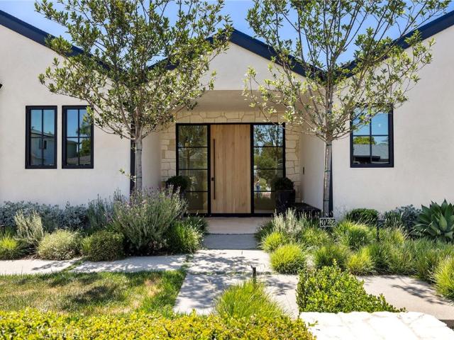 House for sale in Corona Del Mar, California