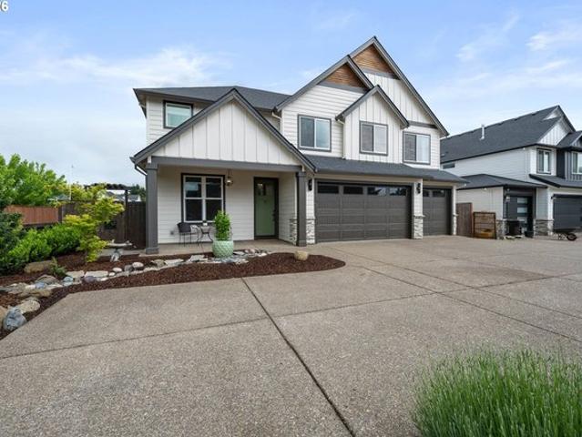 House for sale in Oregonia