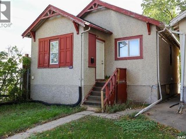 House for sale in Heritage, Regina