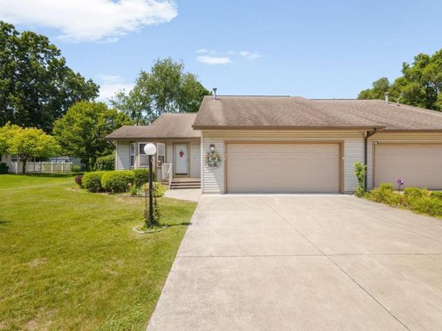 Condo for sale in Elkhart, Indiana