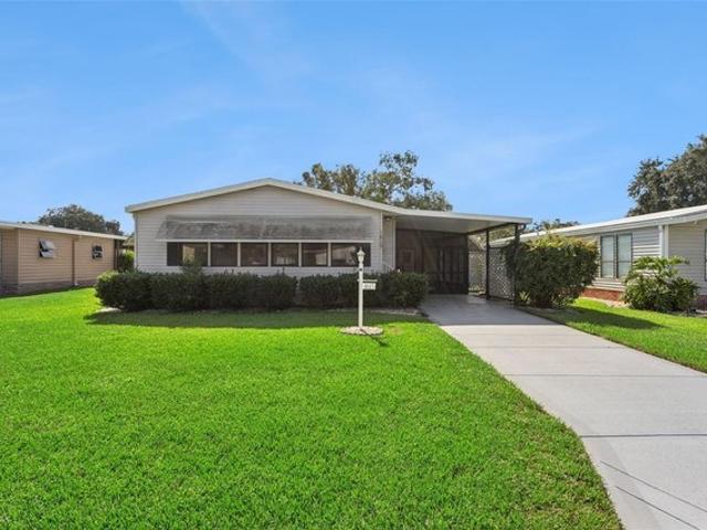 House for sale in Lady Lake, Florida