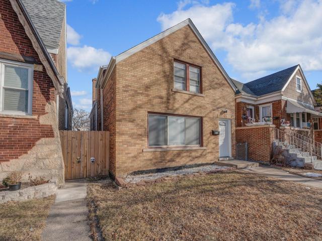 House for sale in Cicero, Illinois