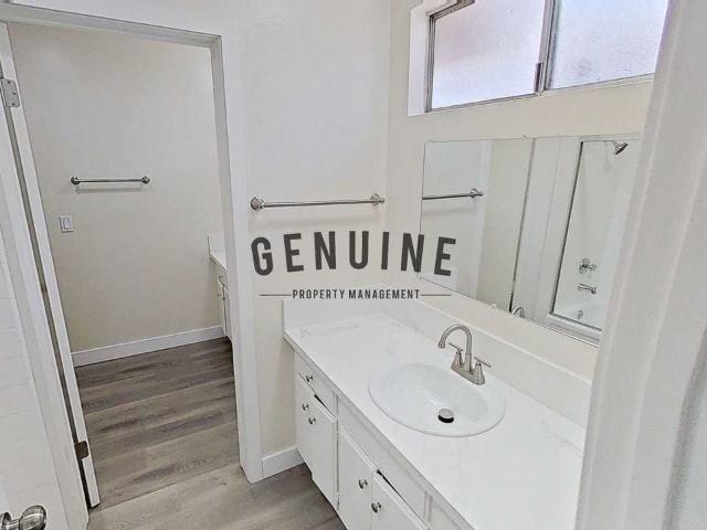Apartment for rent in Huntington Beach, California