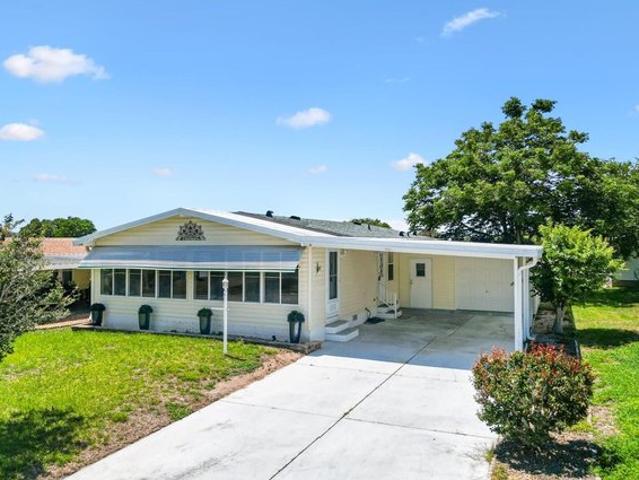 House for sale in Lady Lake, Florida