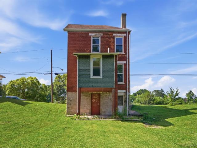 House for sale in Evanston, Roselawn