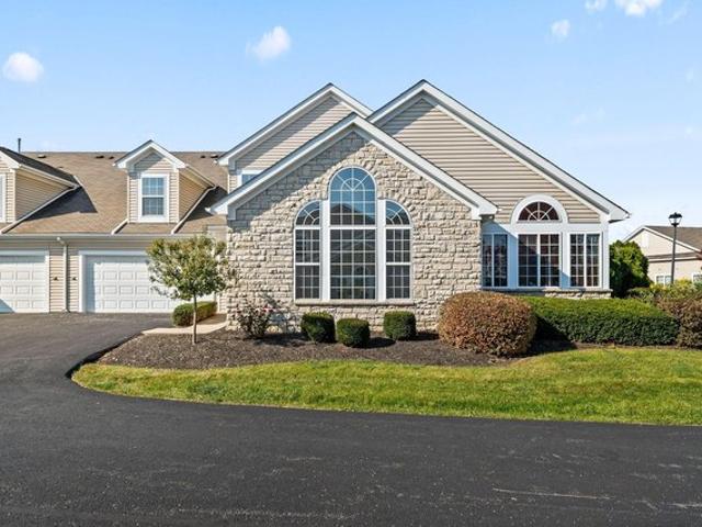 Condo for sale in Grove City, Franklin County
