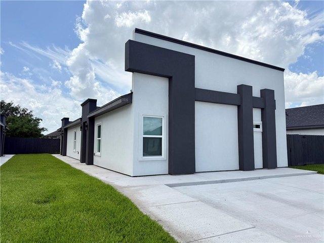 House for sale in Cameron, Texas